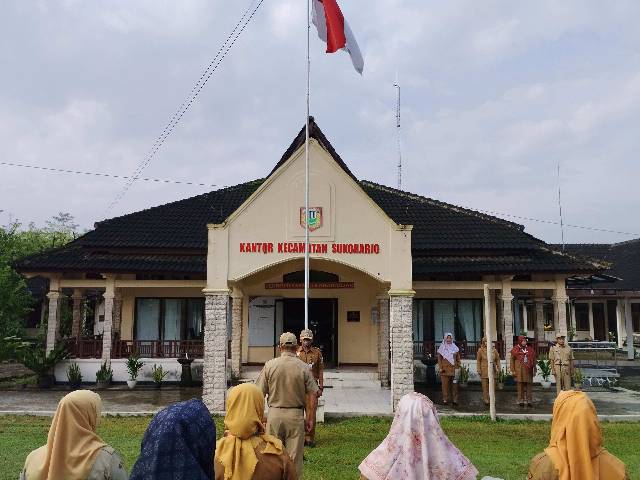 APEL PAGI GABUNGAN BADAN/DINAS/INSTANSI/PUSKESMAS SE KECAMATAN SUKOHARJO